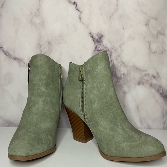 3.5” Heeled Booties - Picture 3 of 7